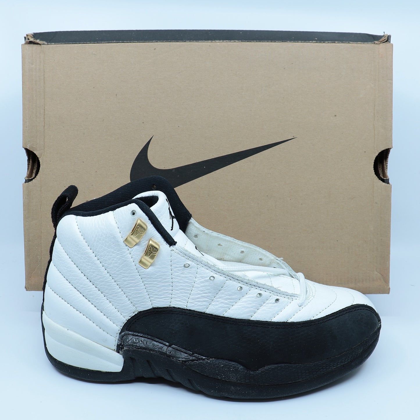 Air Jordan 12 Taxi OG 1996 Size 8.5